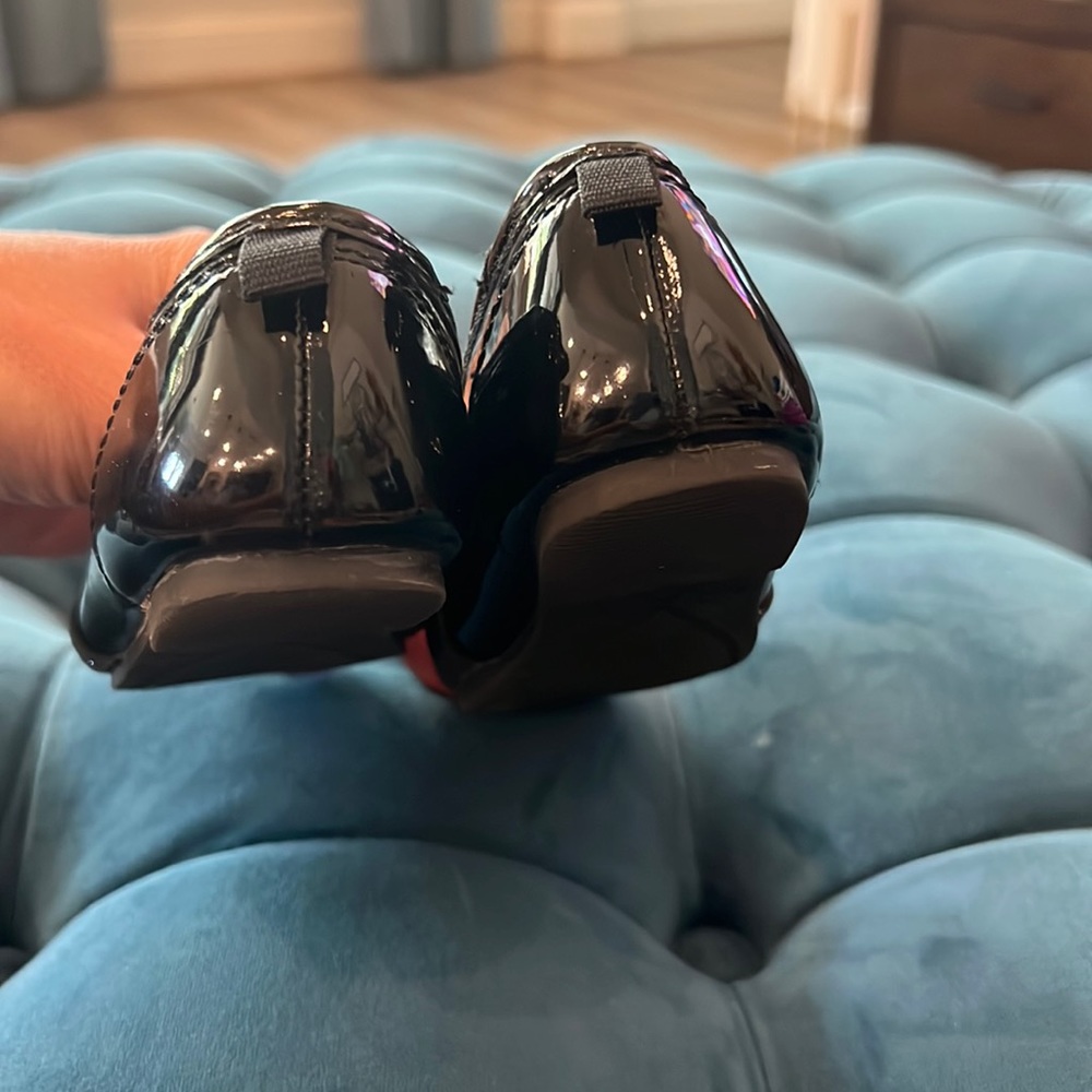***SOLD*** Patent Mary Janes - Picture 3 of 4